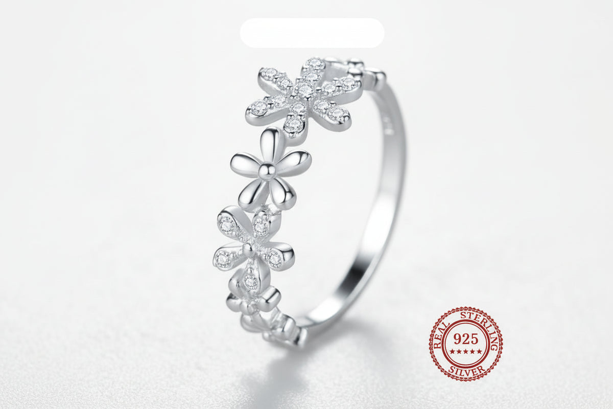 Delicate Daisy Flower Ring – 925 Silver Jewelry