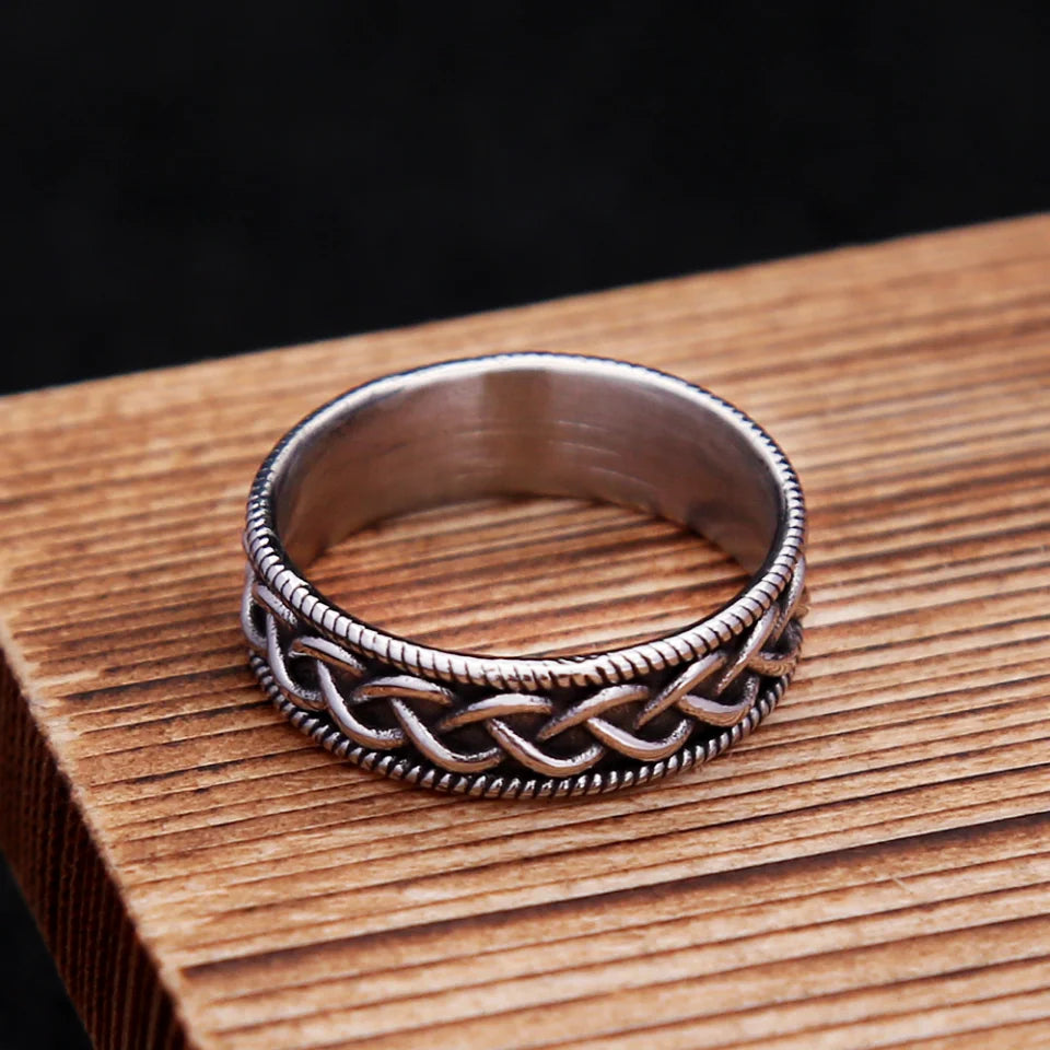 Vintage Viking Celtic Knot Ring