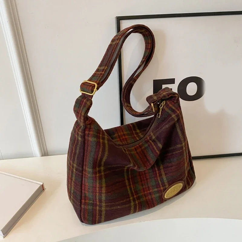 Trendy Everyday Shoulder Bag