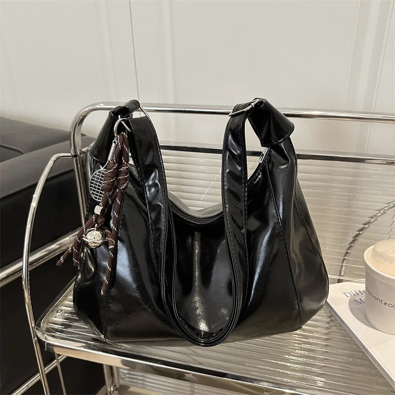Versatile Casual Commuter Handbag