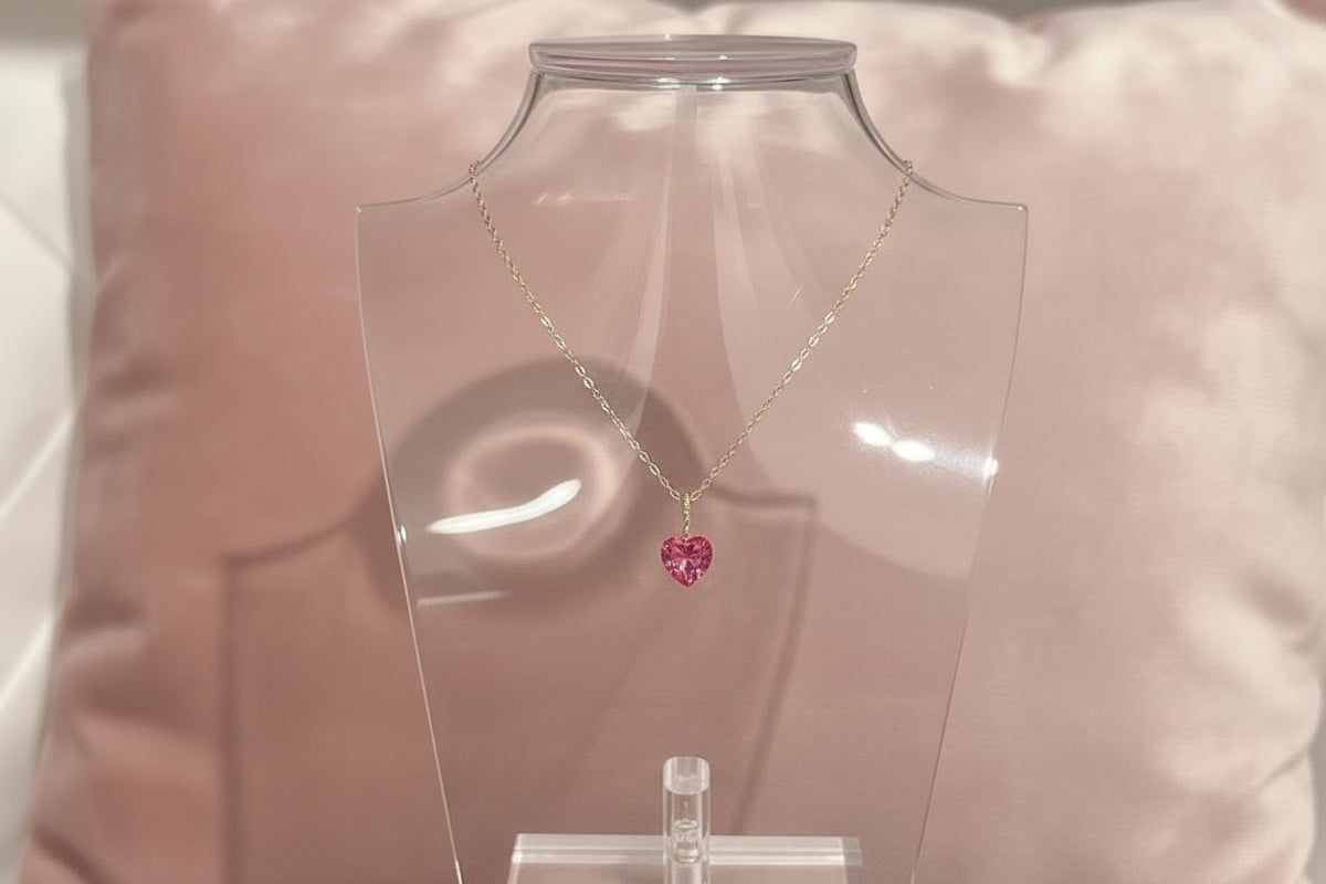 Red Heart Zircon Clavicle Necklace