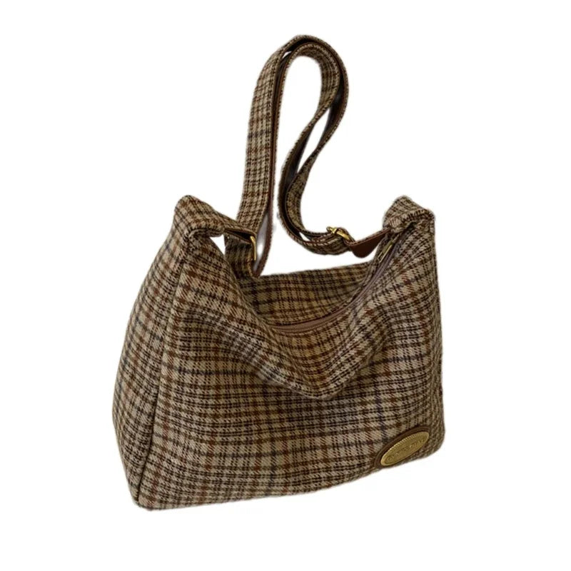Trendy Everyday Shoulder Bag